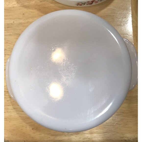Vintage 2 X 1960s Fire King Primrose Pink & Red Flower 8" Round Casserole Baker - Picture 5 of 6